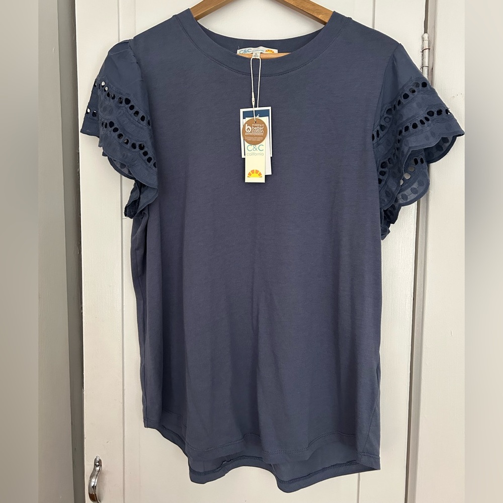 NWT C& C Blue Eyelet Sleeve Women's Top. Size large